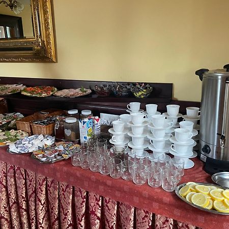 Avista Mielno Hotel Unieście Kültér fotó